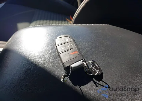 2021 Dodge Charger Scat Pack Rwd z USA, uszkodzony, nr VIN 2C3CDXGJXMH520754